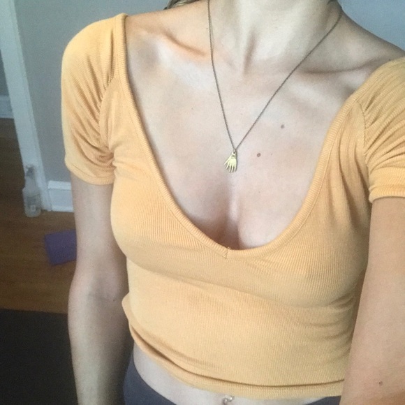 Crop top - Picture 4 of 4